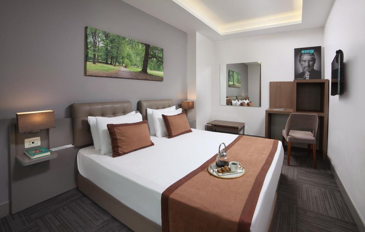 Plus Hotel Bostanci Atasehir Istanboel Buitenkant foto