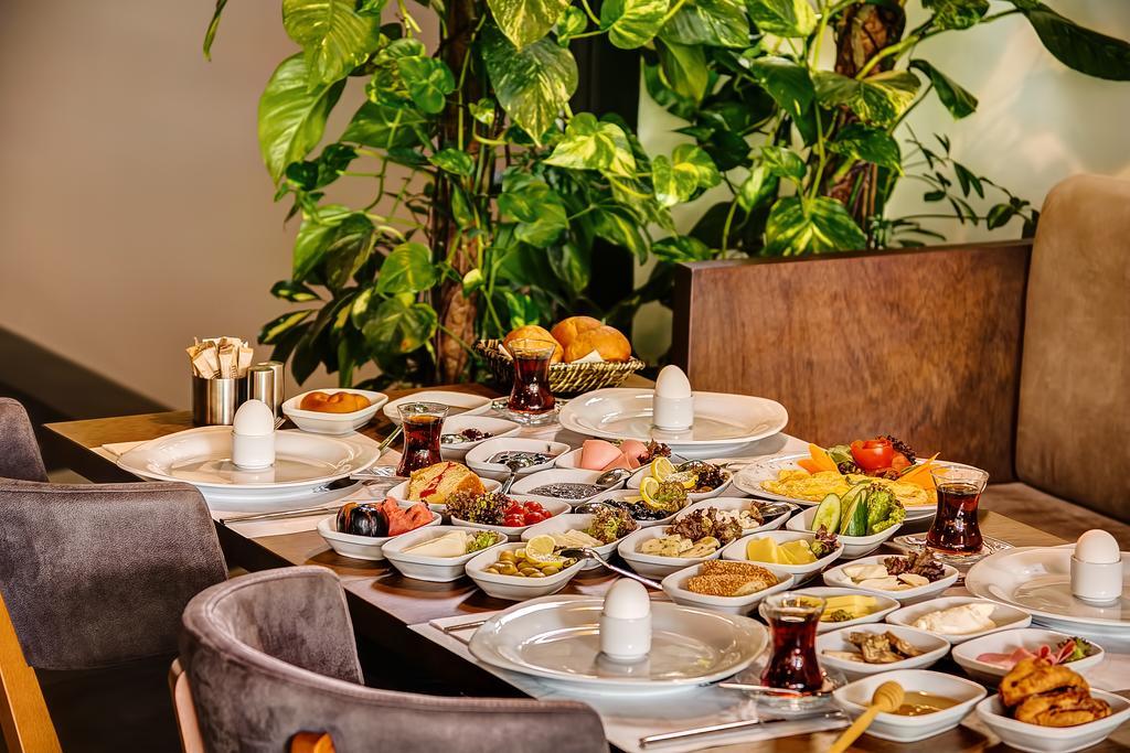 Plus Hotel Bostanci Atasehir Istanboel Buitenkant foto